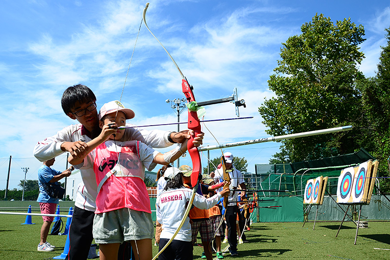 君のハートも射抜く！？アーチェリー体験会